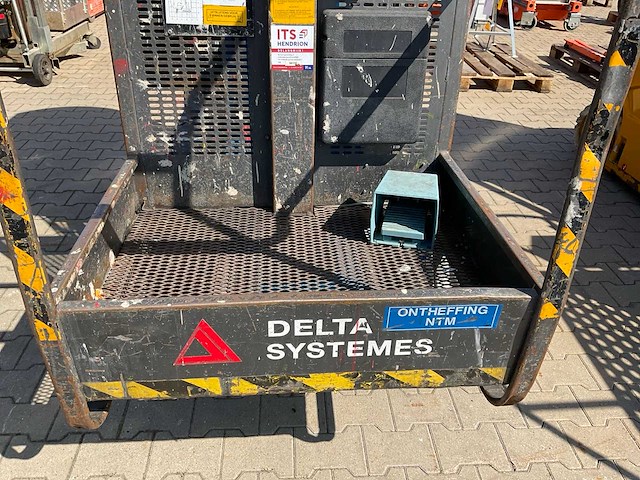 2003 delta systems toucan 860 hoogwerker - afbeelding 3 van  9