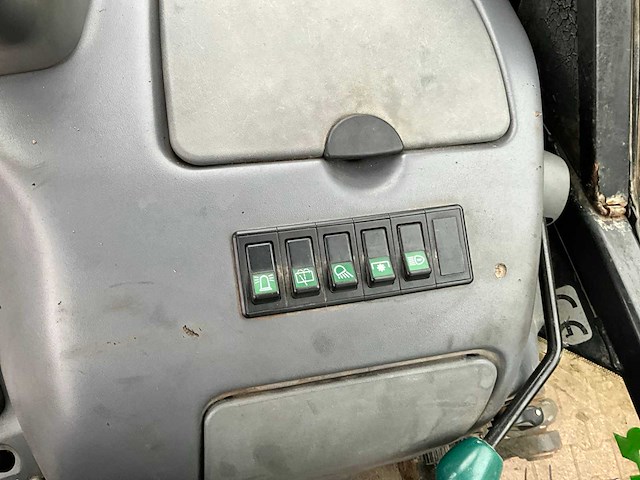 2003 deutz-fahr agrotron 165 vierwielaangedreven landbouwtractor - afbeelding 7 van  37