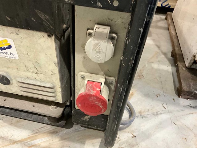 2003 europower ep12000te stroomgenerator - afbeelding 10 van  11