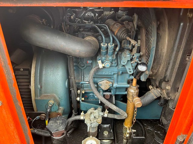 2003 europower eps83tde noodstroomaggregaat - afbeelding 9 van  11