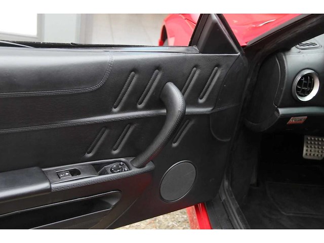 2003 ferrari 575m maranello f1 v12 17.846 km - afbeelding 24 van  38