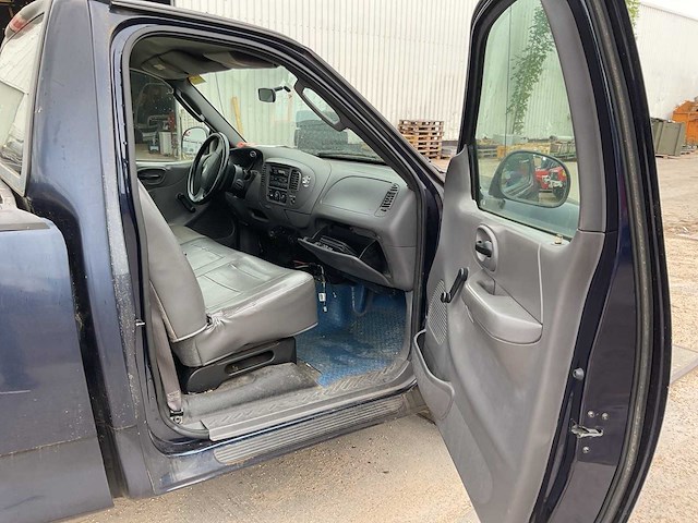 2003 ford f150 xl personenauto - afbeelding 3 van  17