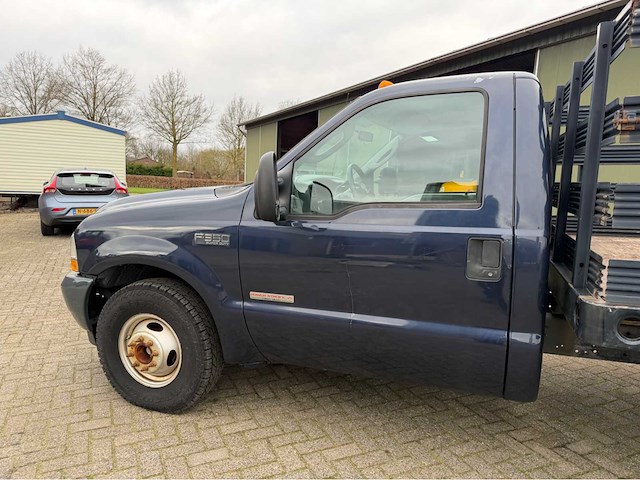 2003 ford f350 dually xl super duty stake bedrijfswagen - afbeelding 2 van  36