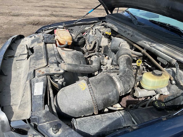 2003 ford f350 xl super duty personenauto - afbeelding 10 van  18