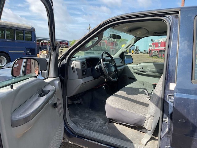 2003 ford f350 xl super duty personenauto - afbeelding 17 van  18