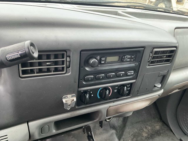 2003 ford pickup f 350 bedrijfswagen - afbeelding 9 van  13