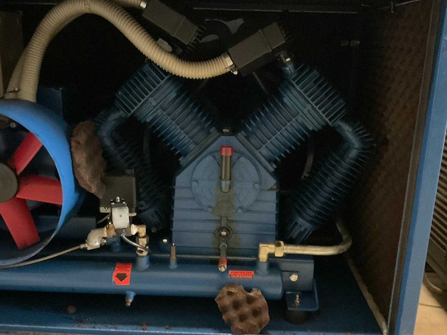 2003 grassair zuigercompressor - afbeelding 4 van  5