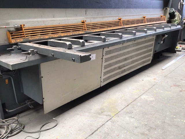 2003 haco hsl 4008 guillotine schering - afbeelding 2 van  7