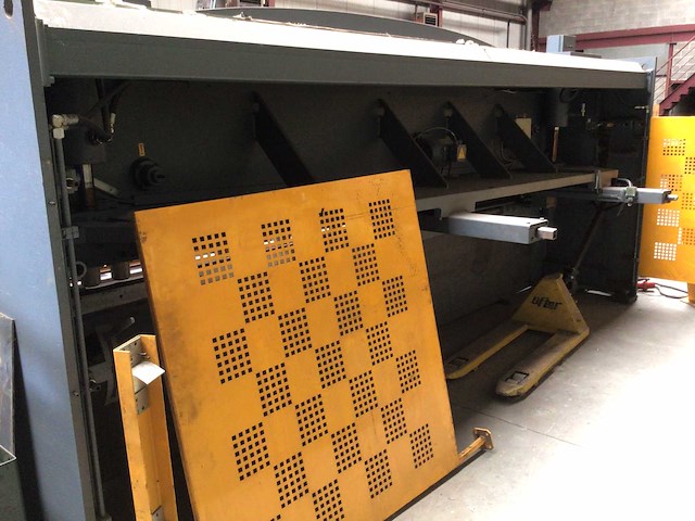 2003 haco hsl 4008 guillotine schering - afbeelding 5 van  7