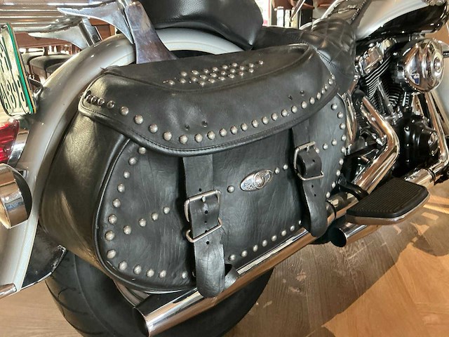 2003 harley-davidson 88 flstc heritage classic motorfiets - afbeelding 10 van  27
