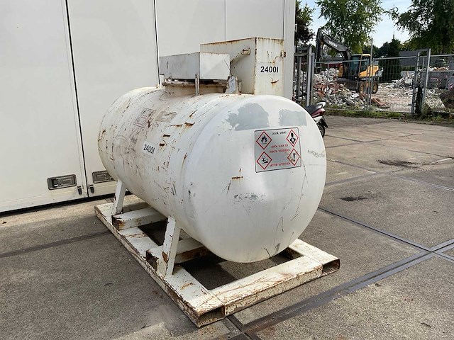 2003 hebo dw vlarem ii brandstoftank - afbeelding 2 van  9