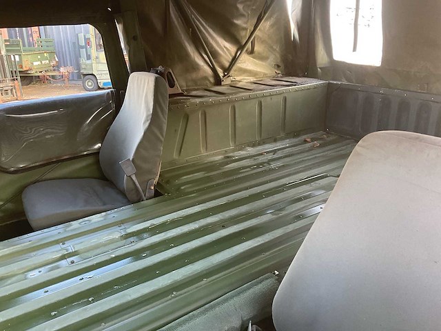 2003 humvee m 1035 a 2 ambulance - afbeelding 16 van  18