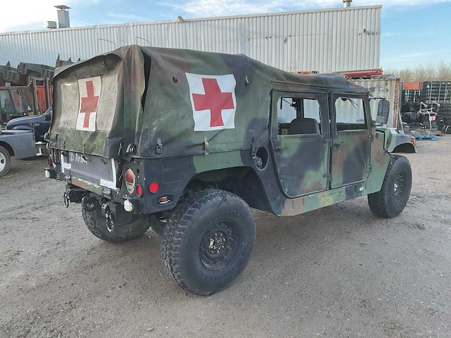 2003 humvee m 1035 a 2 ambulance - afbeelding 3 van  18