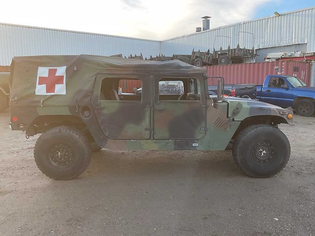 2003 humvee m 1035 a 2 ambulance - afbeelding 6 van  18