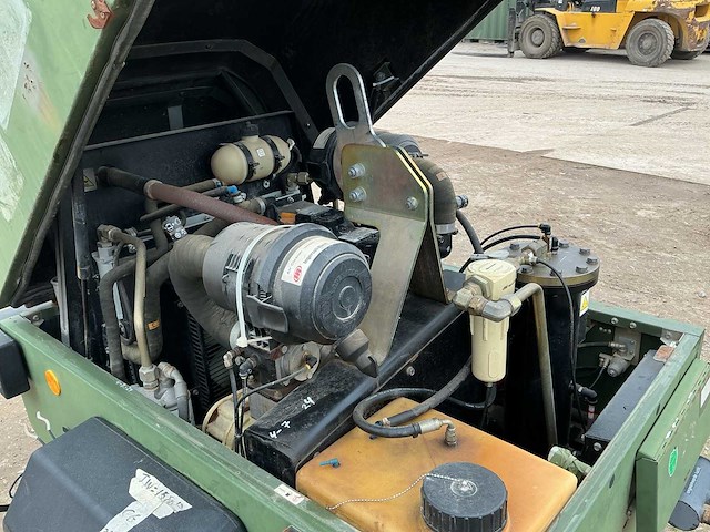 2003 ingersoll-rand r1075f726 luchtcompressor - afbeelding 7 van  9