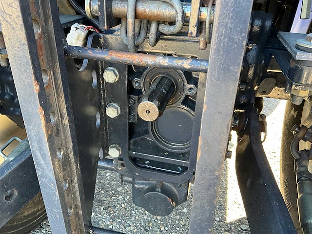 2003 iseki 321 4wd minitractor - afbeelding 8 van  25