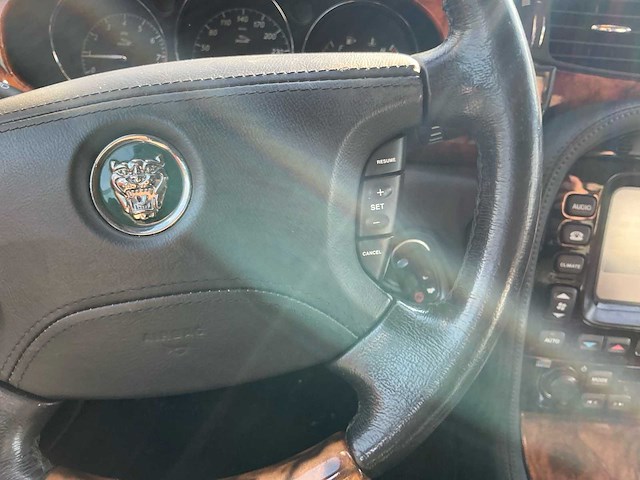 2003 jaguar xj 4.2 v8 executive personenauto - afbeelding 20 van  52