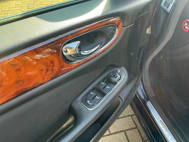 2003 jaguar xj 4.2 v8 executive personenauto - afbeelding 37 van  52