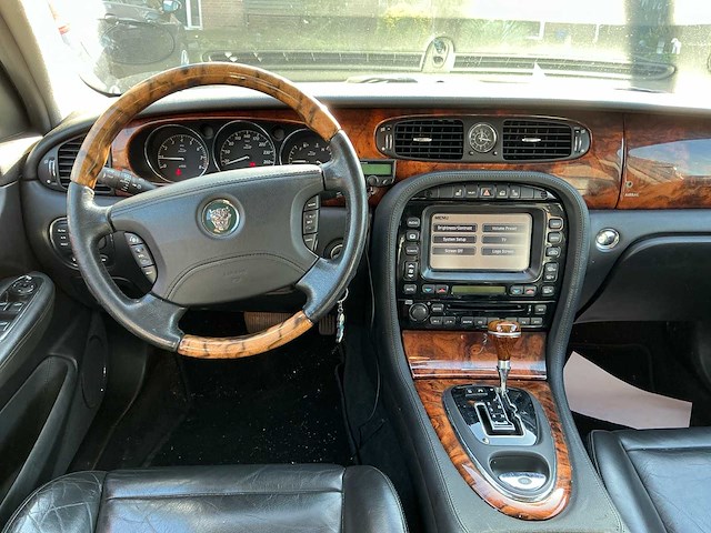 2003 jaguar xj 4.2 v8 executive personenauto - afbeelding 1 van  52