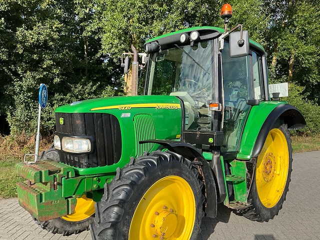 2003 john deere 6220 vierwielaangedreven landbouwtractor - afbeelding 2 van  29
