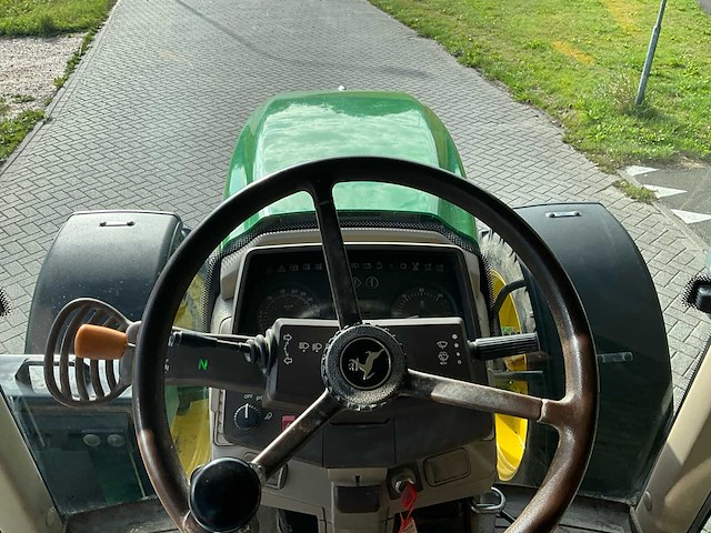 2003 john deere 6220 vierwielaangedreven landbouwtractor - afbeelding 13 van  29