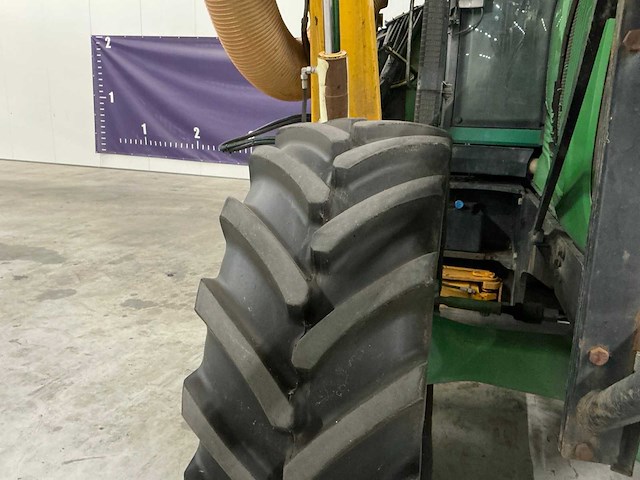 2003 john deere 6920 vierwielaangedreven landbouwtractor + herder - afbeelding 2 van  29