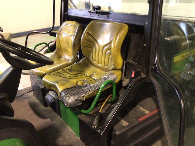 2003 john deere gator 4x2 industriële trekker - afbeelding 2 van  14
