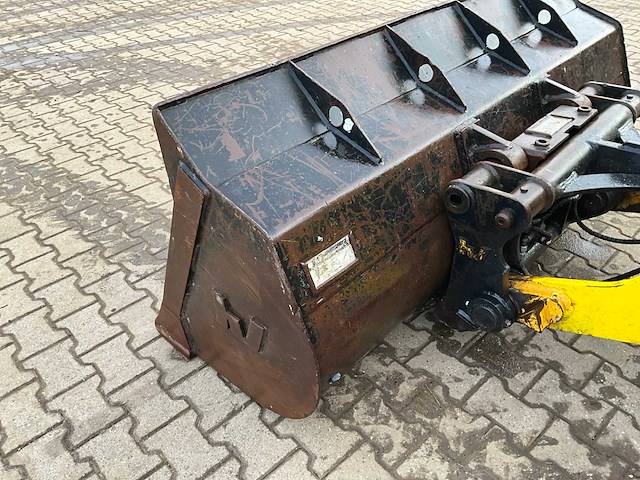 2003 komatsu wa75-3 shovel - afbeelding 24 van  32