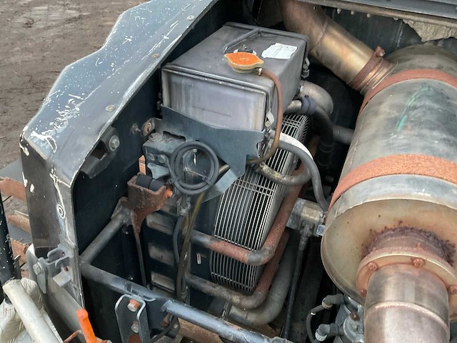 2003 leitwolf prinoth s-w1200m pistebully met sneeuwfrees en schuif - afbeelding 33 van  68