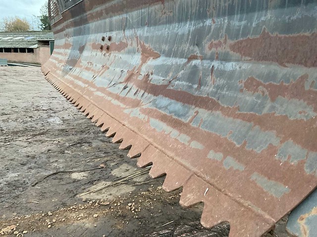 2003 leitwolf prinoth s-w1200m pistebully met sneeuwfrees en schuif - afbeelding 10 van  68