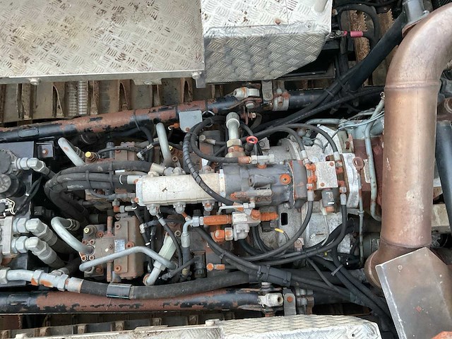 2003 leitwolf prinoth s-w1200m pistebully met sneeuwfrees en schuif - afbeelding 30 van  68