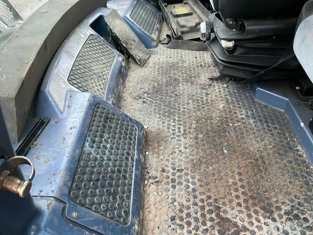 2003 leitwolf prinoth s-w1200m pistebully met sneeuwfrees en schuif - afbeelding 33 van  62