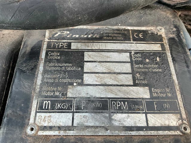 2003 leitwolf prinoth s-w1200m pistebully met sneeuwfrees en schuif - afbeelding 47 van  62