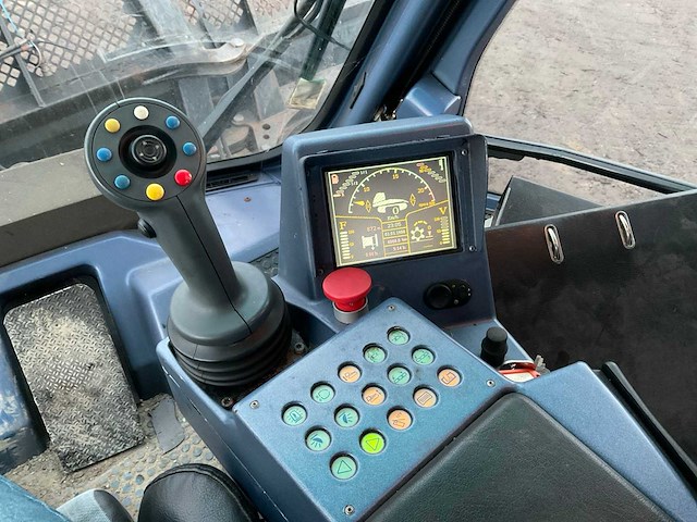 2003 leitwolf prinoth s-w1200m pistebully met sneeuwfrees en schuif - afbeelding 34 van  51