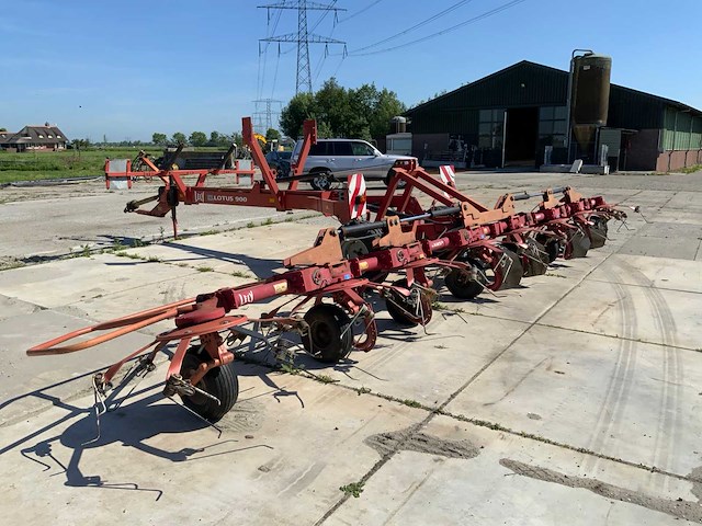 2003 lely 900 getrokken rotor hooischudder - afbeelding 1 van  3