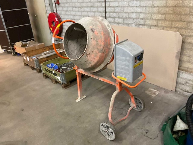 2003 limex 125l betonmolen - afbeelding 1 van  7