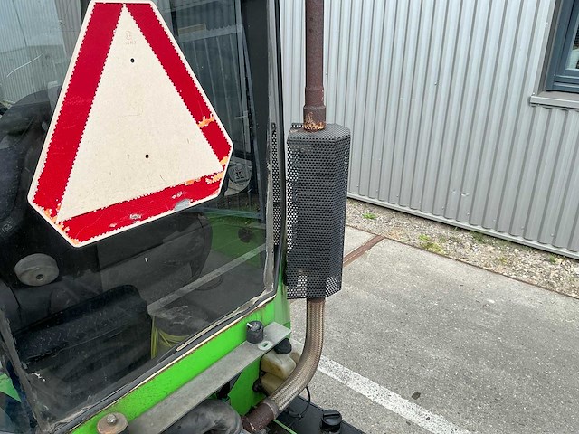 2003 lm trac lm285 straatveegmachine - afbeelding 27 van  47