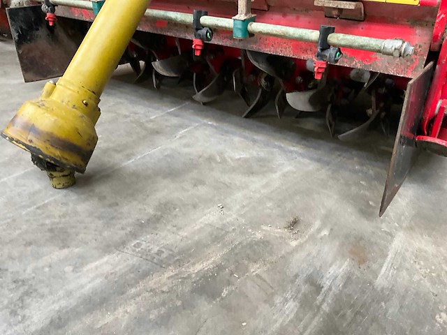 2003 massano e2f 125 zaaibed voorbereider - afbeelding 4 van  12