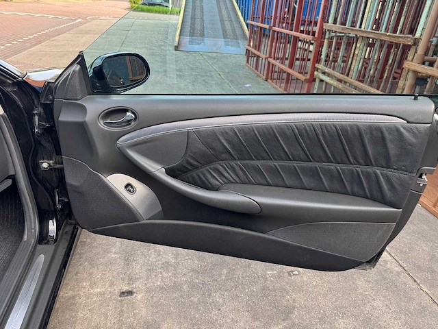 2003 mercedes-benz clk-klasse cabrio 240 avantgarde amg 19'' handgeschakeld xd-054-h - afbeelding 18 van  26