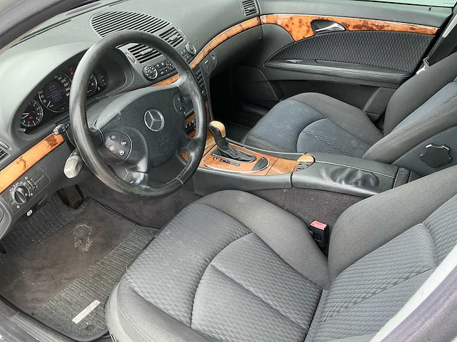 2003 mercedes-benz e-klasse 220 cdi elegance personenauto - afbeelding 3 van  33