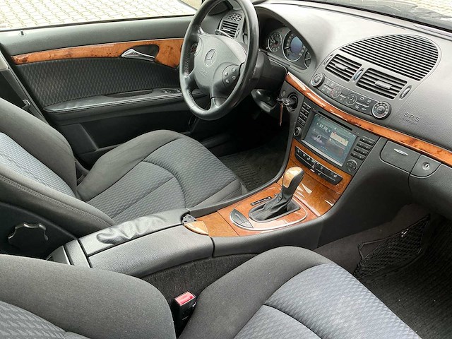 2003 mercedes-benz e-klasse 220 cdi elegance personenauto - afbeelding 14 van  33