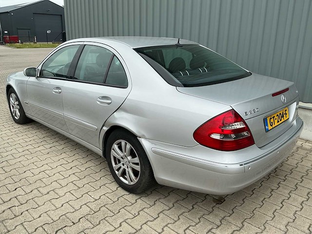 2003 mercedes-benz e-klasse 220 cdi elegance personenauto - afbeelding 29 van  33