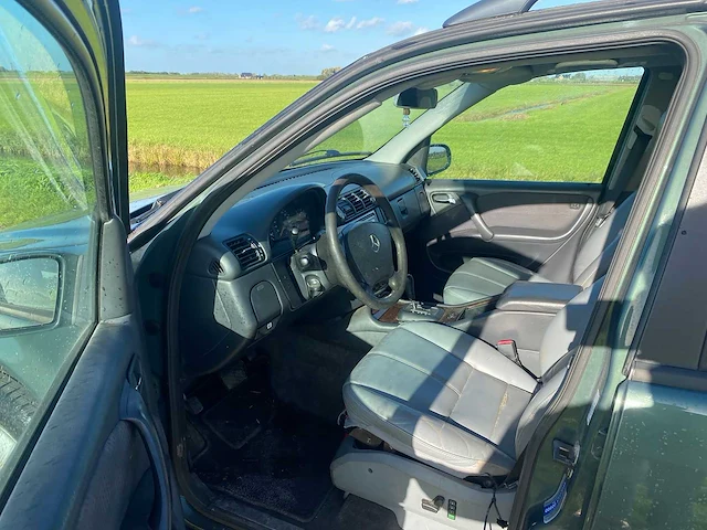 2003 mercedes-benz m-klasse ml 270 cdi bedrijfswagen - afbeelding 1 van  21