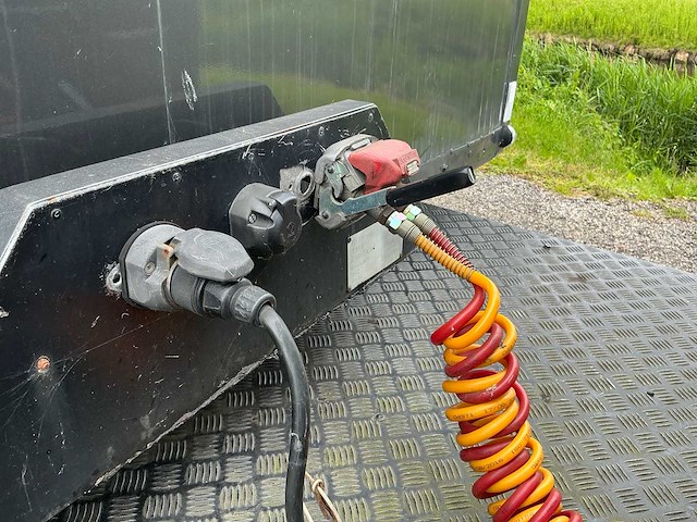 2003 mercedes-benz vrachtwagen met race trailer - afbeelding 15 van  87