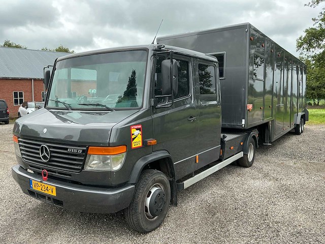 2003 mercedes-benz vrachtwagen met race trailer - afbeelding 45 van  87