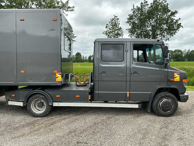 2003 mercedes-benz vrachtwagen met race trailer - afbeelding 59 van  87