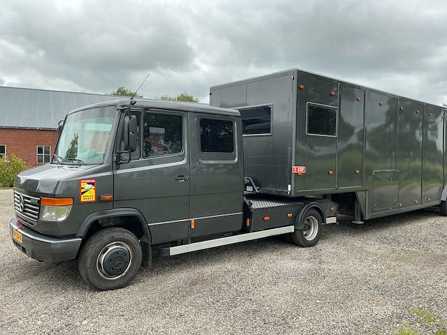 2003 mercedes-benz vrachtwagen met race trailer - afbeelding 56 van  87