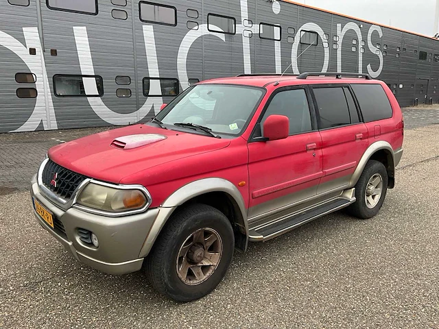 2003 mitsubishi pajero sport 2.5tdi gls 4x4 bedrijfswagen 26-bk-rj - afbeelding 1 van  36