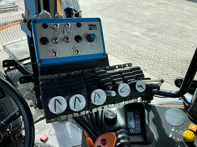 2003 new holland tm140 maaiarm combinatie - afbeelding 3 van  34