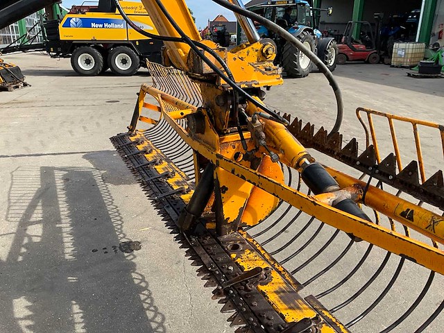 2003 new holland tm140 maaiarm combinatie - afbeelding 15 van  34